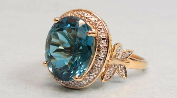 gold ring blue topaz
